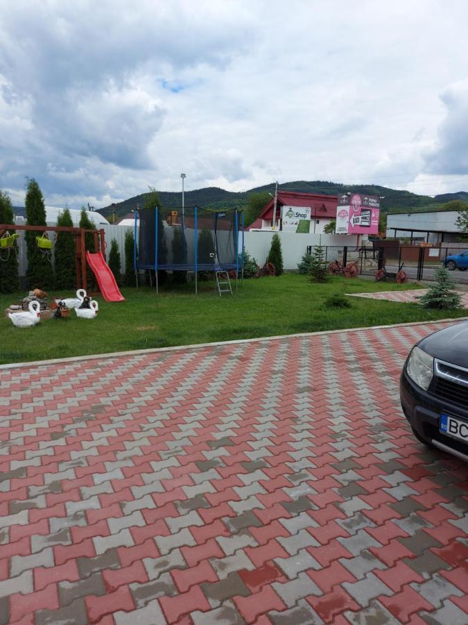 Вілла Popas Turistic Terasa Europa Тиргу-Окна Екстер'єр фото
